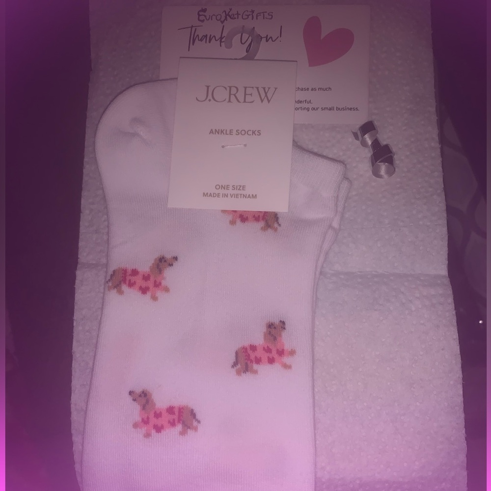 J. Crew White Socks with Brown Dog Pink Red hearts Valentine Pattern NEW